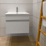 Imagen de Mueble de baño suspendido Aqualía blanco con bacha de loza