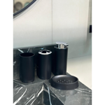 Imagen de Set de baño 6 pz Negra y cromo (papelera-dispensadores)